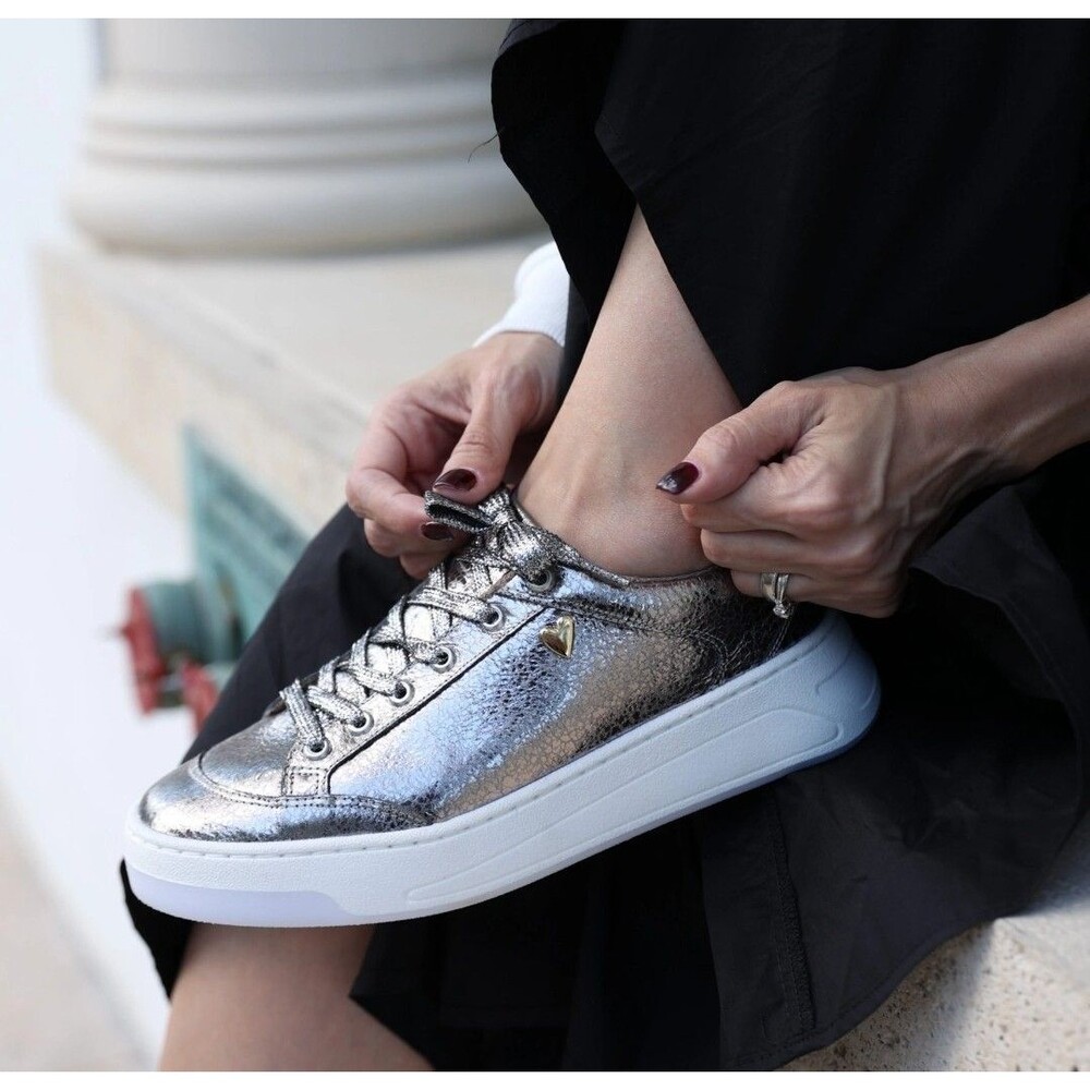 Women's Metallic Silver Low-Top Platform Sneakers